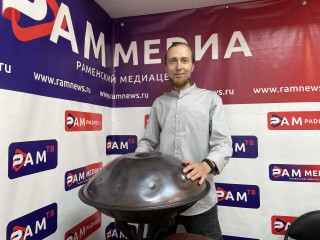 «Музыка в облаках»: раменский ансамбль сыграл на ханге на высоте 3000 м у подножия Эльбруса