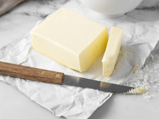 Худеющие женщины массово подсели на «диету хищников»