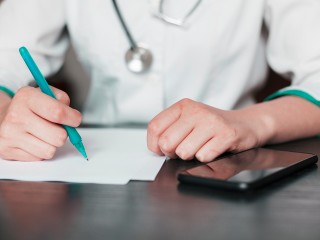 Лыткаринки могут забрать свои медицинские карты из Женской консультации
