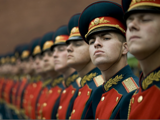 Жителя Истры зачислили в Президентский полк