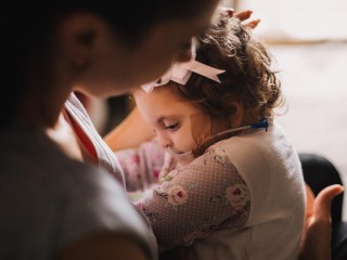 Подмосковным семьям перечислят помощь