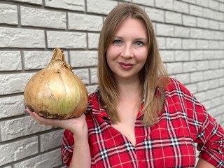 Овощи-великаны из Ступина: как вырастить луковицу весом почти три килограмма