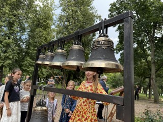 Тонкостям звонарского искусства обучили жителей Котельников на фестивале «Семейный Благовест»