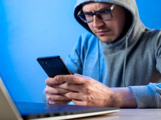 Пользователей Android-телефонов предупредили о новом вирусе