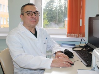 «Корабельный врач — мастер на все руки»: хирург Пушкинской больницы рассказал о службе на флоте