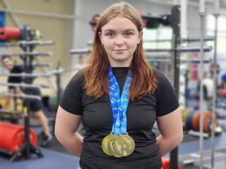 Три золотых медали первенства Европы завоевала подмосковная тяжелоатлетка в Мадриде