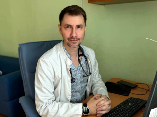 Бывший журналист стал фельдшером: в Истринской больнице пополнение