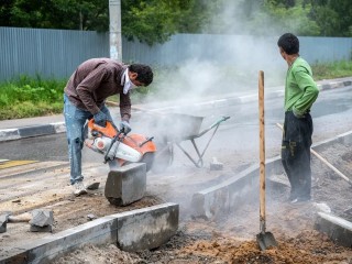 Парковку и остановку у амбулатории в Востряково обновят к 1 сентября