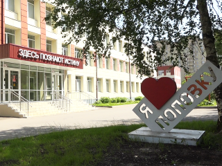 К новому учебному году в школах Власихи уже сформированы первые и десятые классы