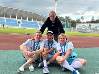 Женский футбольный клуб Авангард из Домодедова выиграл бронзу на Кубке футбольных мам