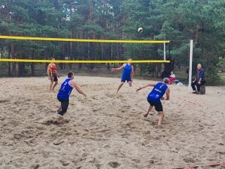 В Луховицах выявили сильнейшую команду среди ветеранов пляжного волейбола
