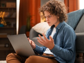 Как подготовиться к отключению интернета: экстренные меры с документами и где найти Wi-Fi