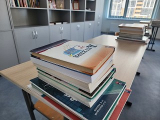 Победитель конкурса «Учитель года» из Тюменской области теперь будет преподавать в школе №3