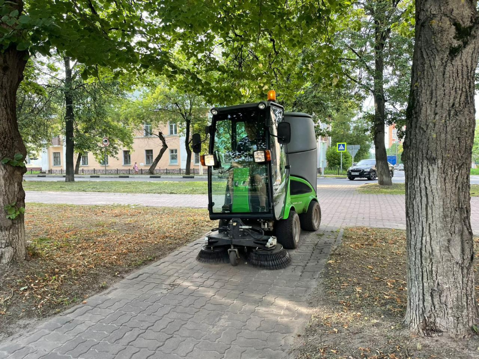 В Электростали вставили почти 20 новых стекол в остановочные павильоны