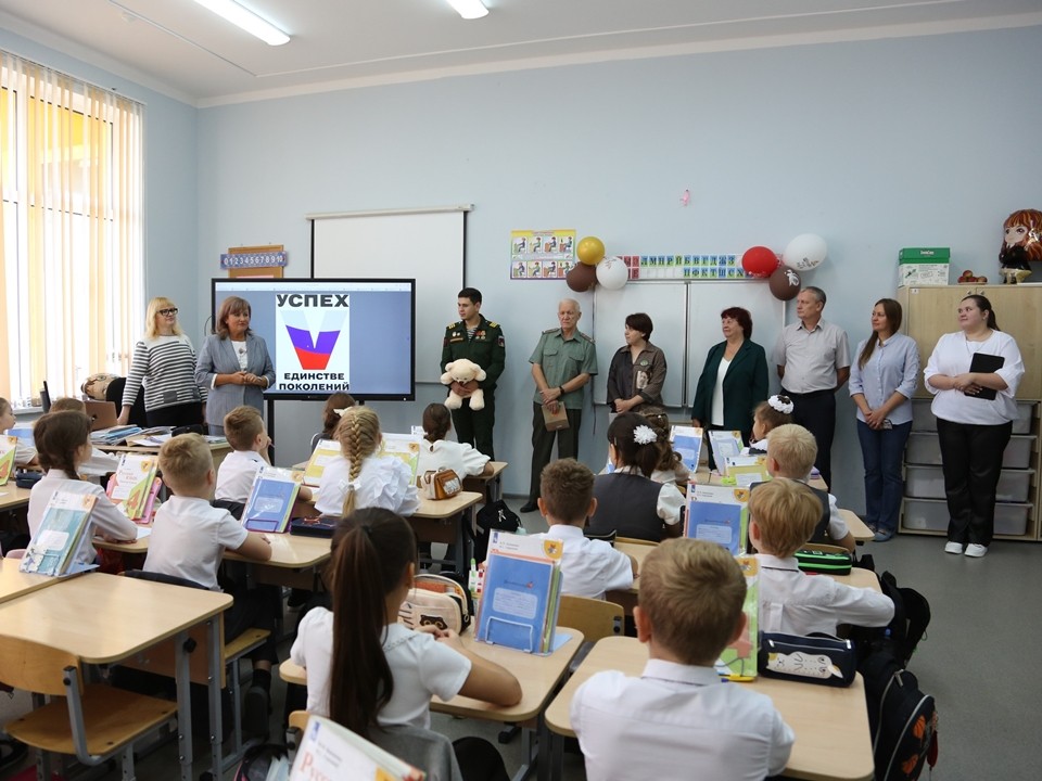 Молодая патриотка из Серпухова награждена медалью «За бескорыстную помощь воинам России»