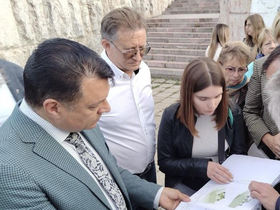В Лобне реконструируют памятник «Зенитное орудие»