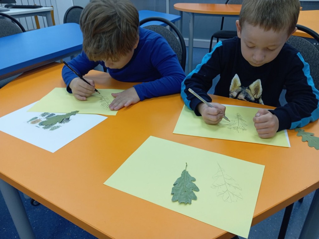 Свой первый гербарий собрали черноголовские дети