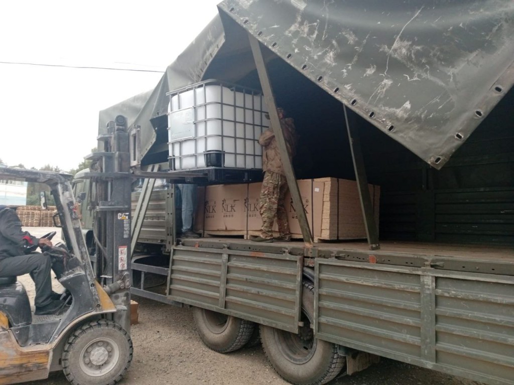 Власти Черноголовки передали военным около 10 тонн гуманитарной помощи