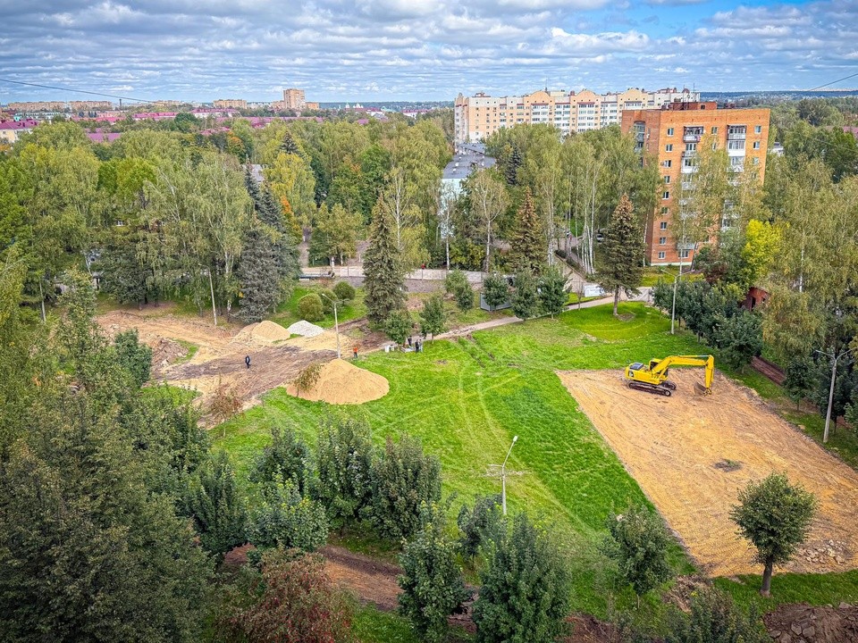 На Бородинском проезде создают новый современный сквер