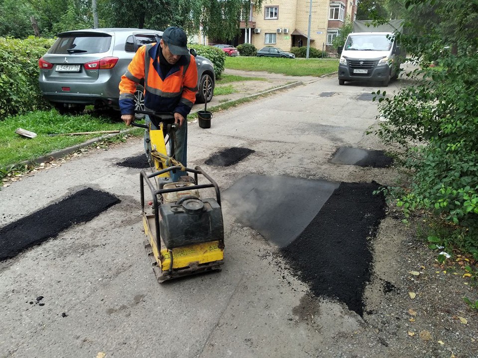 Дорожное покрытие отремонтировали на Задорожной улице