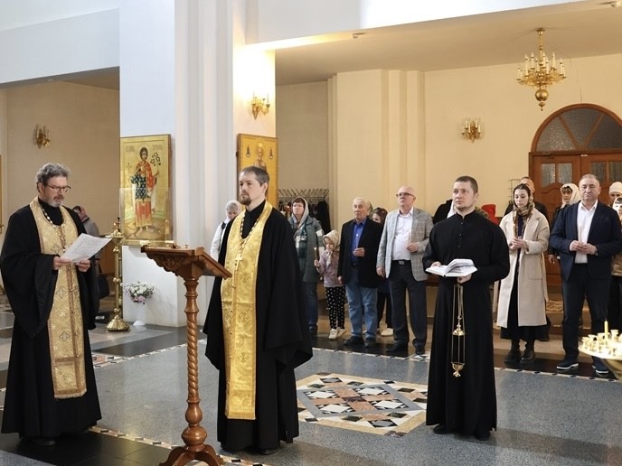 Молебен о здравии бойцов СВО и их родственников провели в храме Воскресенска