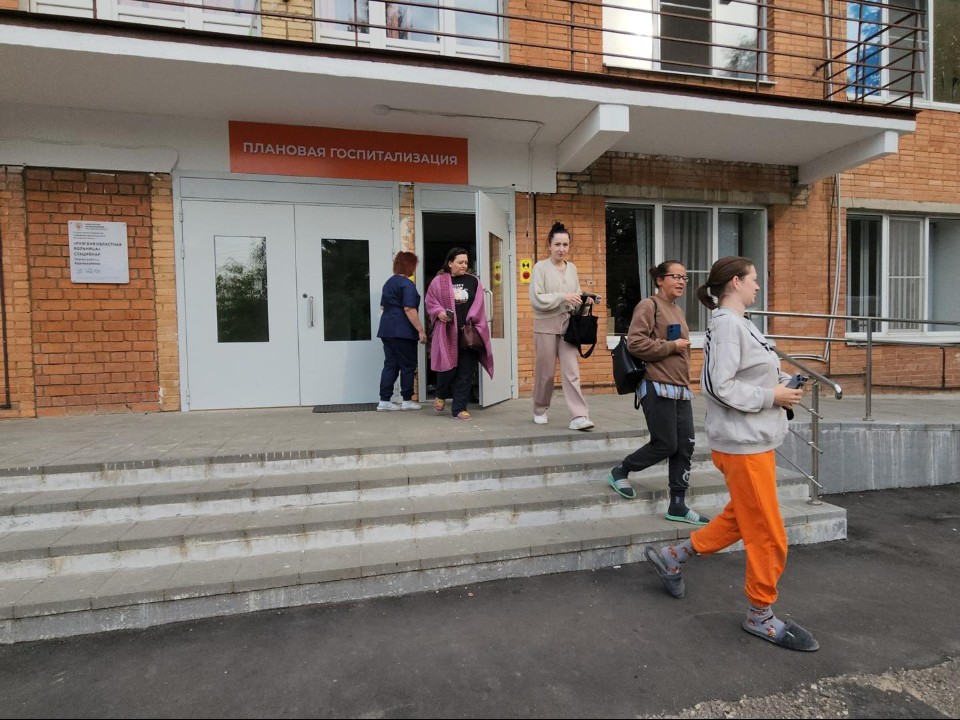 Спасатели отработали действия при обнаружении подозрительного предмета в больнице