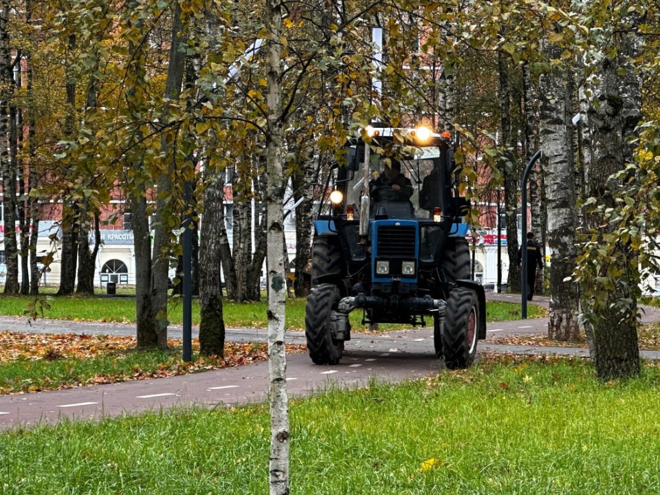 Городские службы готовятся к переходу на зимний режим работы