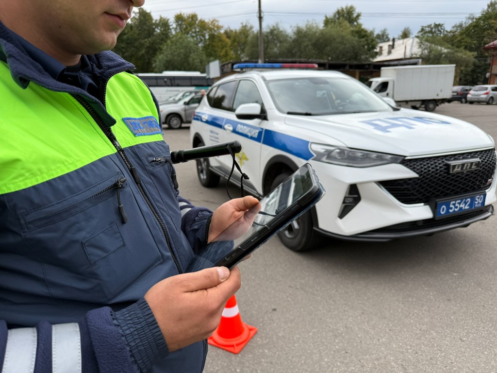 В округе с 1 по 7 сентября проходят профилактические рейды «Пешеходный переход» и «Опасный груз»