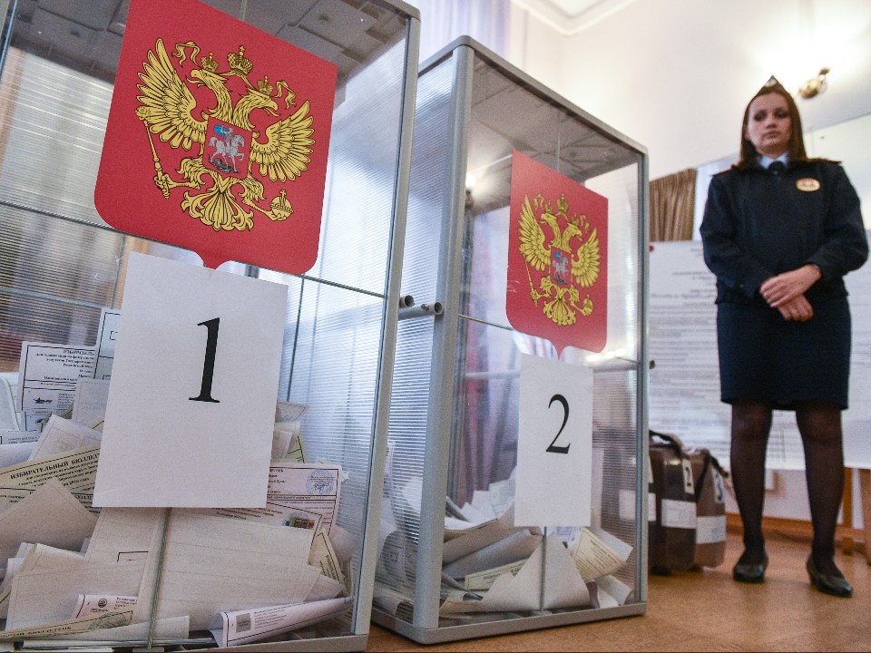 Безопасность избирательных участков обеспечат более 2 тыс. полицейских и росгвардейцев
