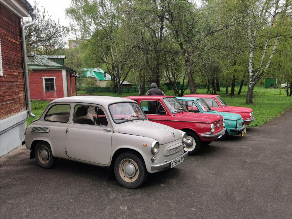 В парке Талалихина на Дне туризма проведут выставку ретроавтомобилей