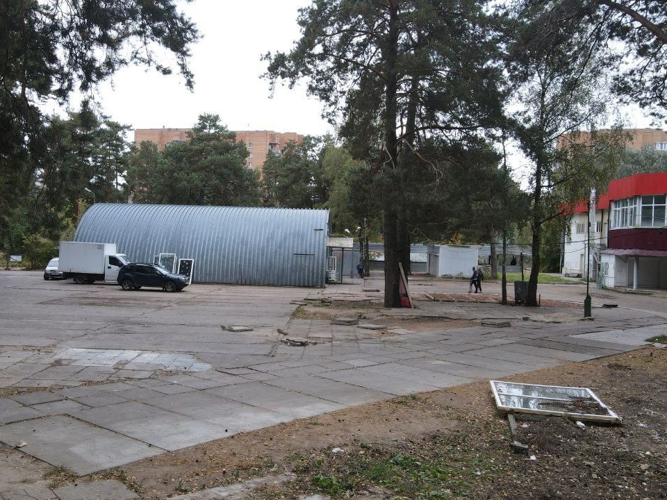 Незаконные торговые ряды снесли в Протвине