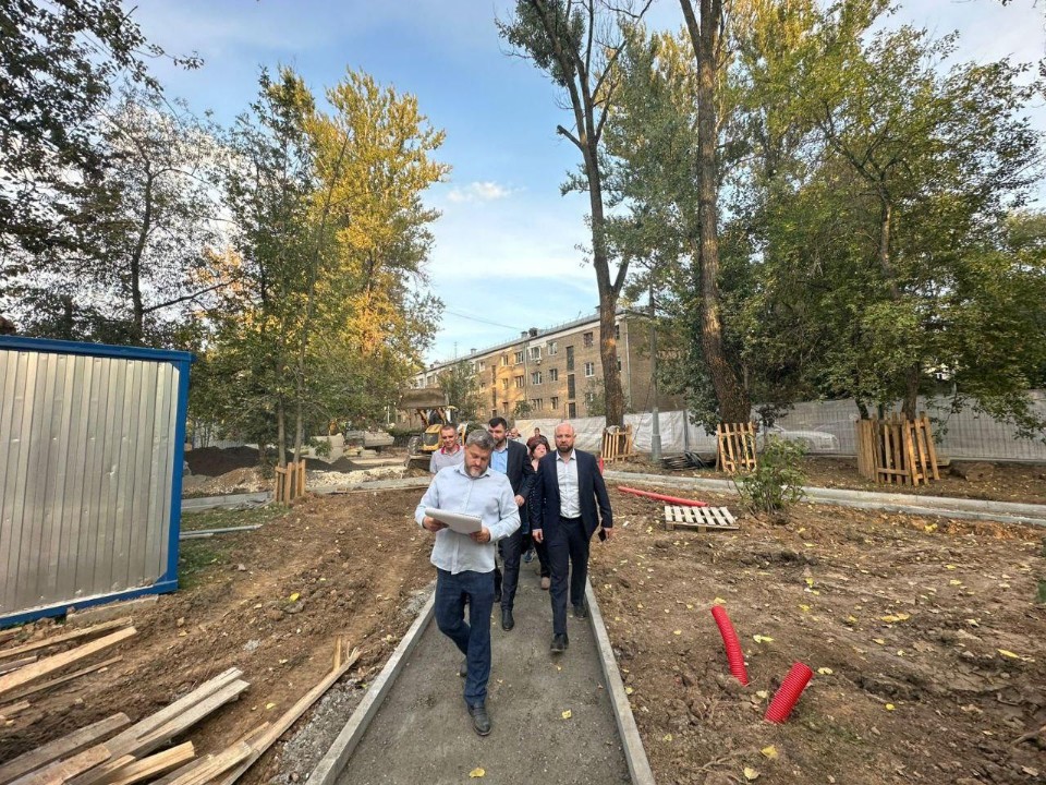 До ноября в Мытищах обновят Аллею Ветеранов и заменят освещение
