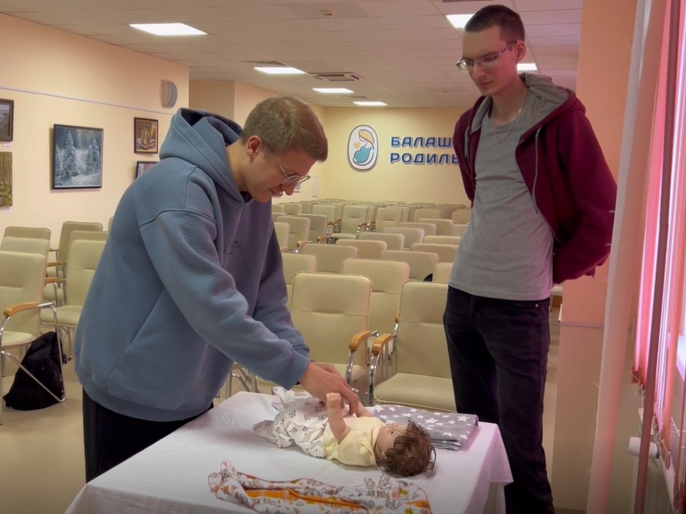 Будущим отцам из Балашихи расскажут о родах и об уходе за новорожденными