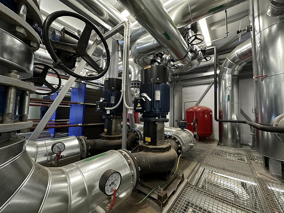 Пробную топку блочно-модульной газовой котельной провели в Челюскинском