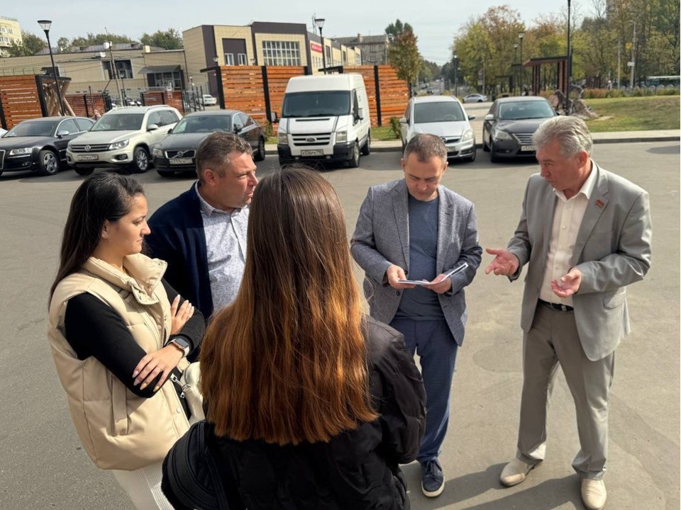 На парковке улицы Ленина установят полусферы