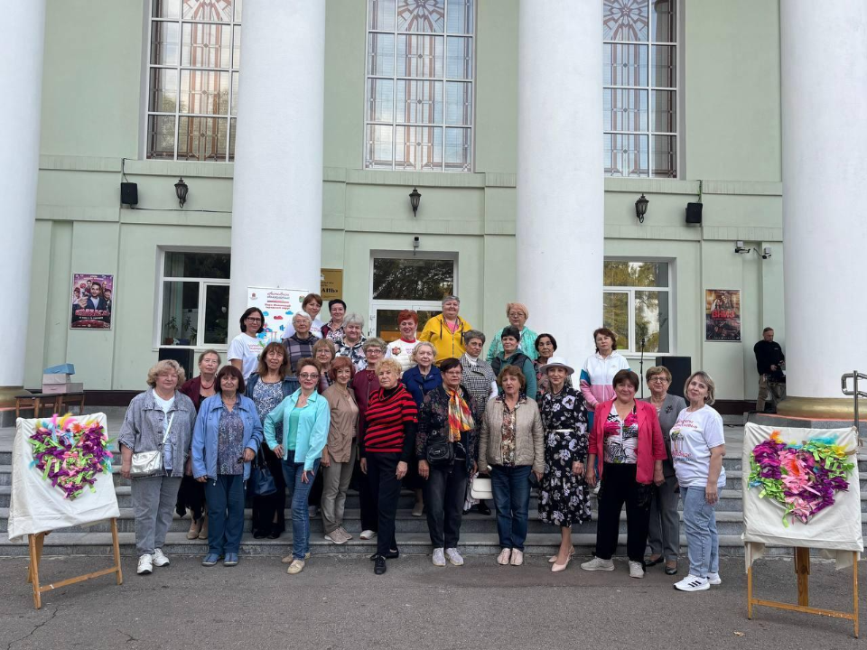 На площадке дворца культуры и спорта «Тамань» состоялся фестиваль «Молодость души»