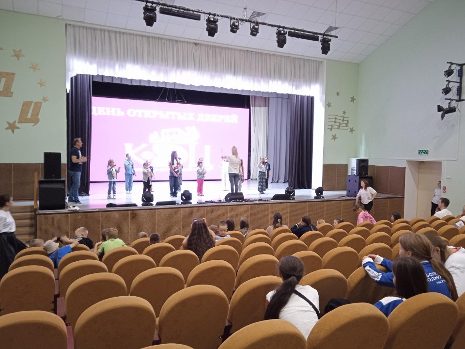 Жители Восхода нашли себе хобби на День открытых дверей в КДЦ