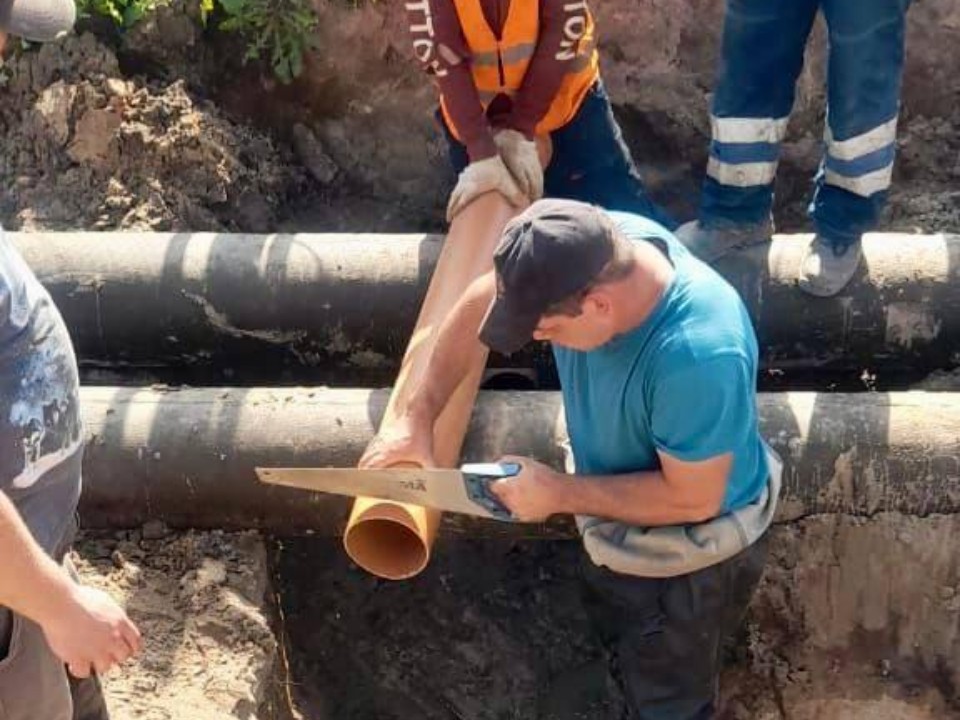 В Шатуре заменили часть трубопровода после коммунальной аварии