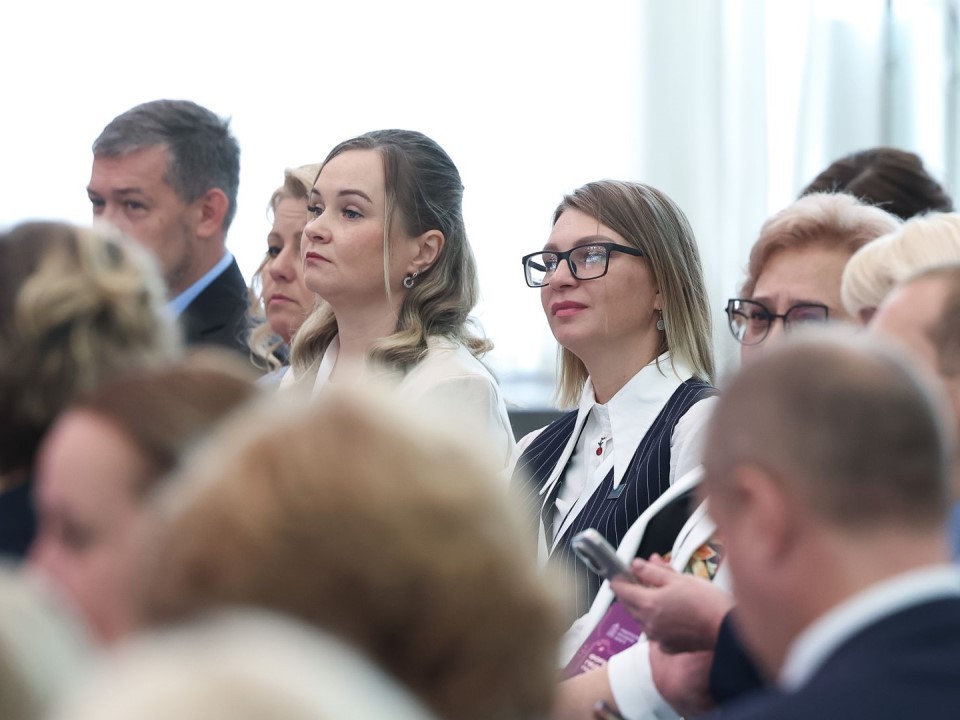 В школы Подмосковья выйдут на работу 1200 новых учителей