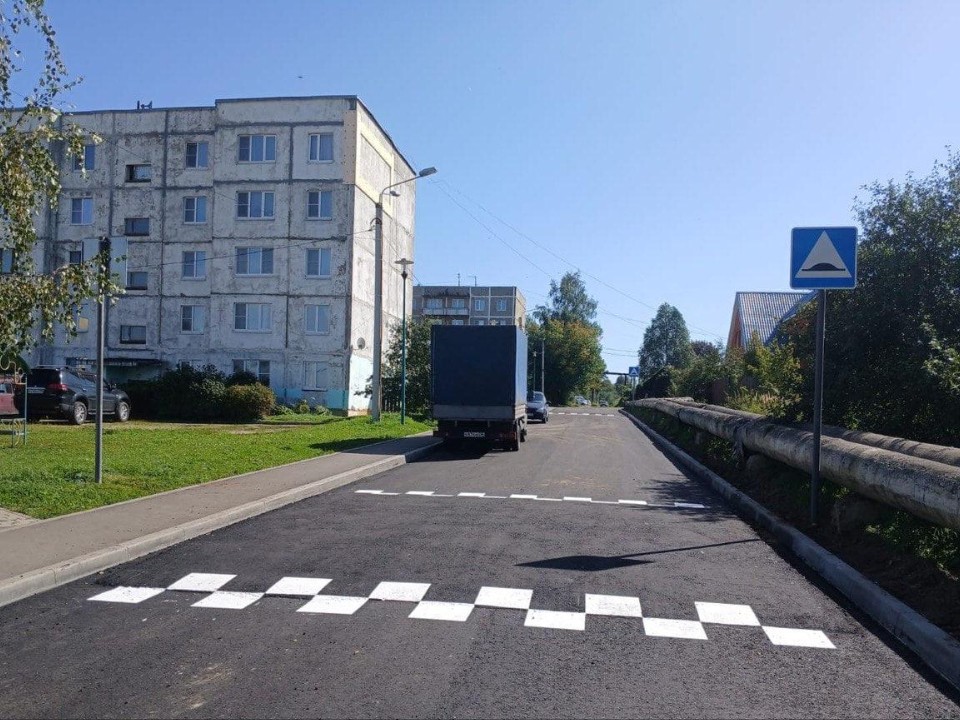 В Нестерове отремонтировали дорогу к местному лицею
