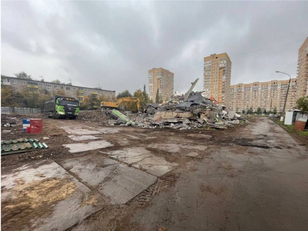 Старое здание «Золотого петушка» демонтировали для строительства нового детсада