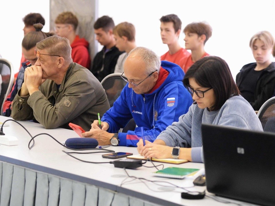 Коломна обучает спортивных судей по конькобежному спорту Подмосковья