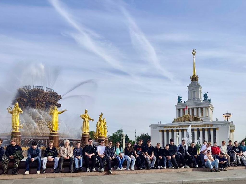Павильон «Атом»: зарайских школьников познакомили с передовой наукой России