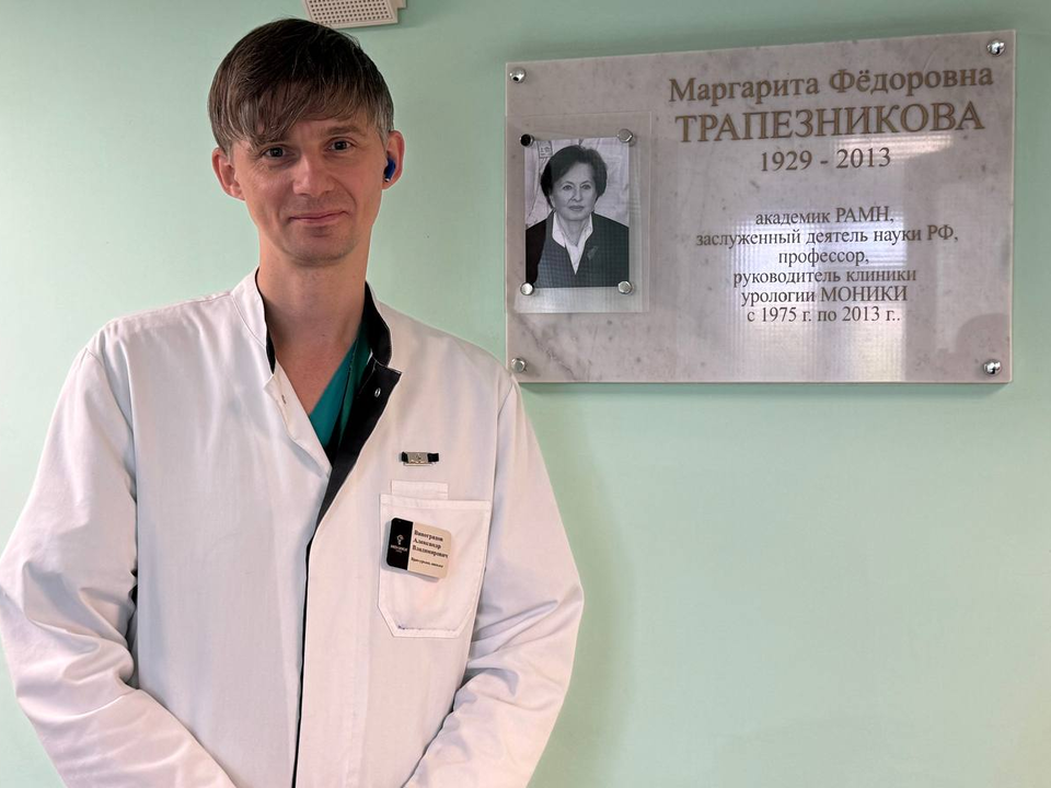 Медпомощь на высоте: как врач из Реутова спас жизнь девочки во время полета из Антальи