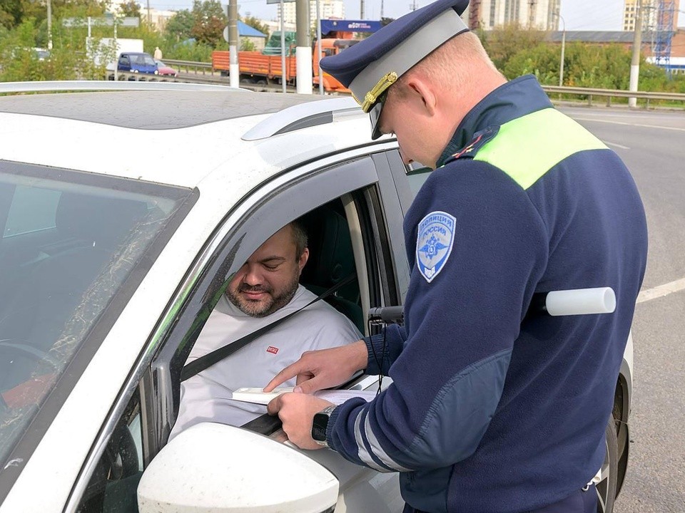 Дорожная полиция раздала подольским водителям алкотестеры