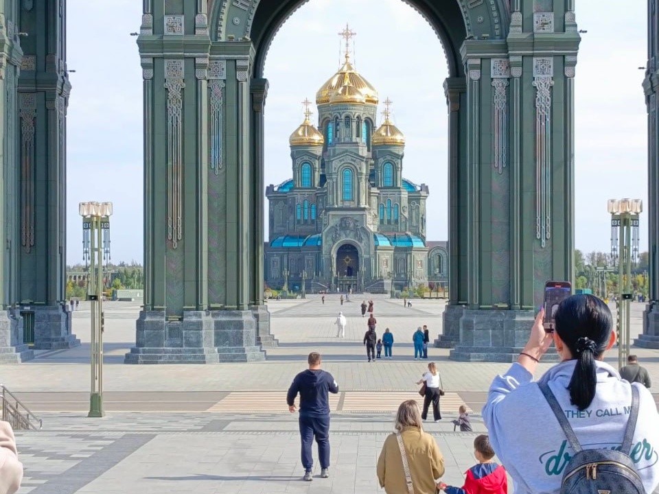 Школьники съездили в парк «Патриот» и узнали больше о Великой Победе