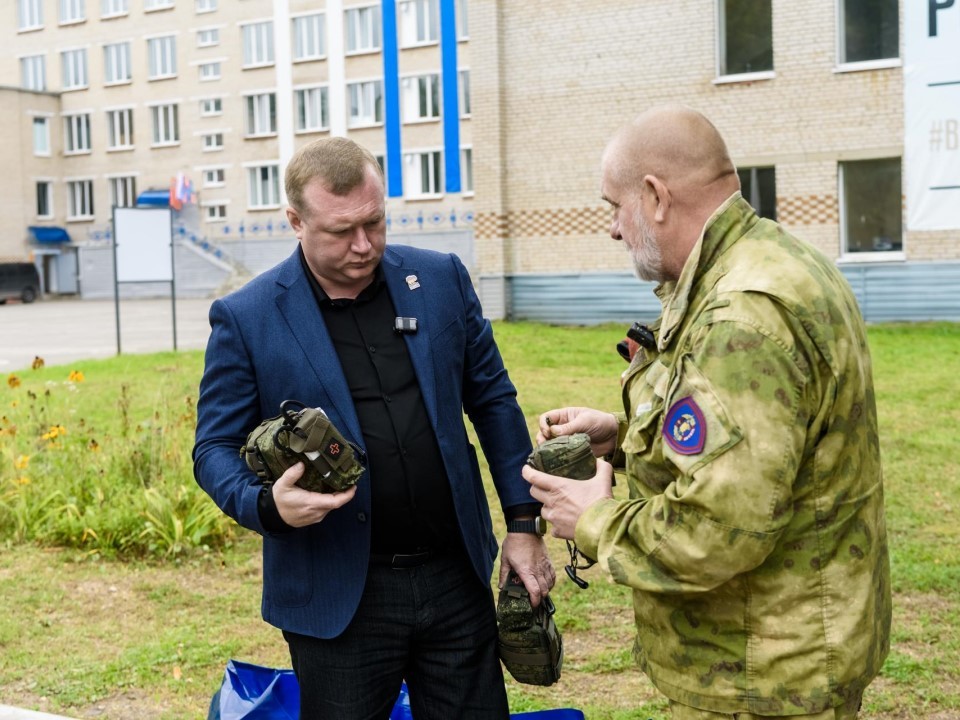 Депутат Максим Коркин от «Единой России» посетил центр подготовки «Витязь»