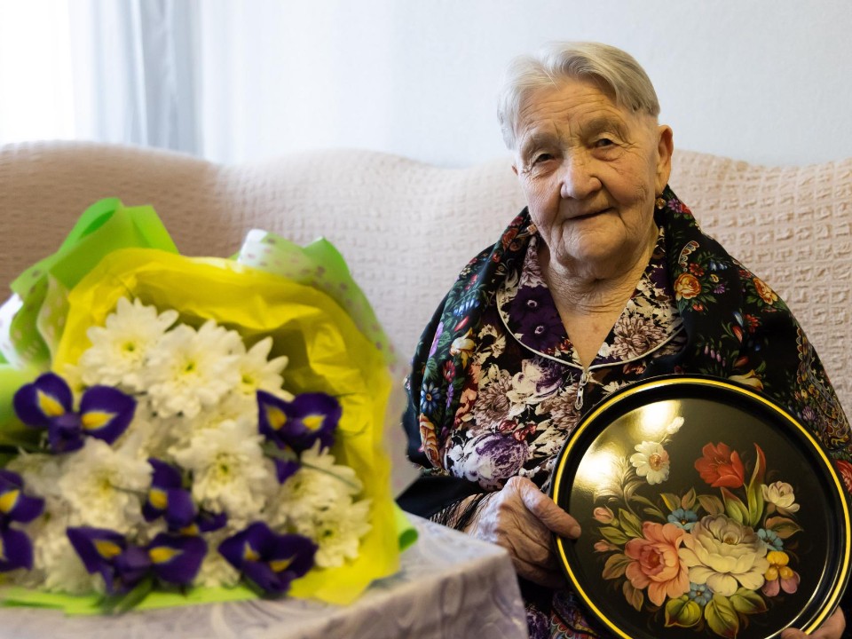 Долгожителям из Лыткарина вручили памятные подарки к юбилею