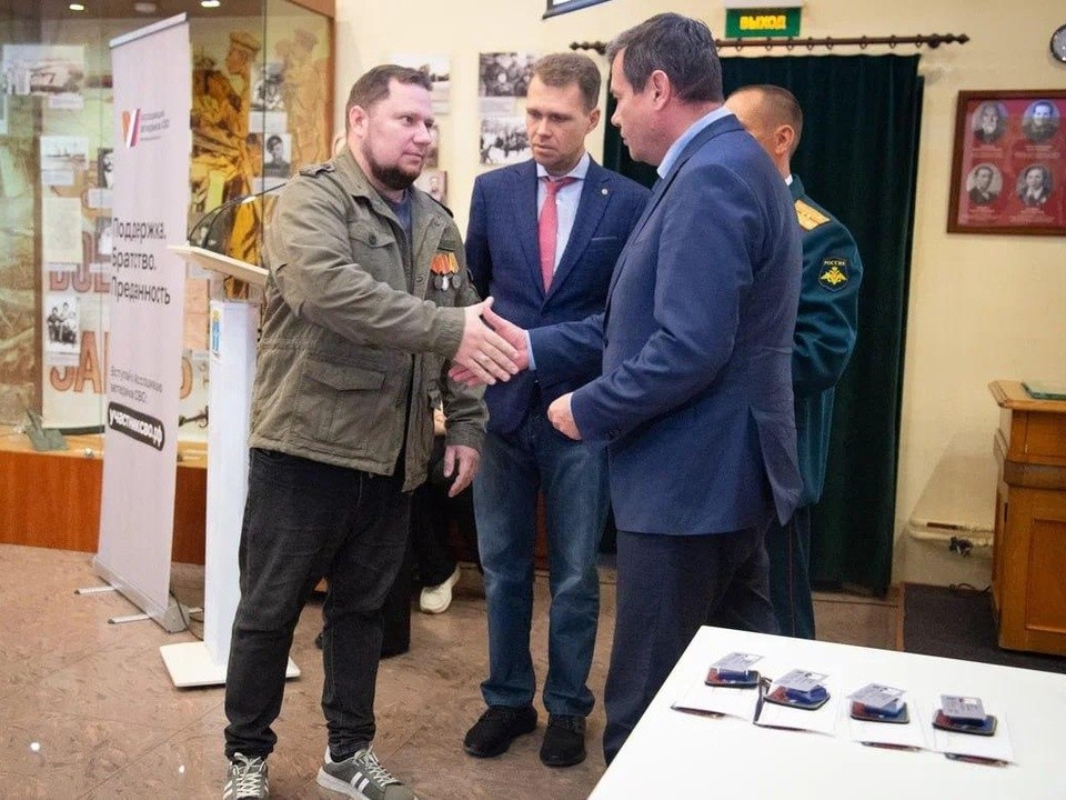 Десять бойцов пополнили коломенское отделение Ассоциации ветеранов СВО