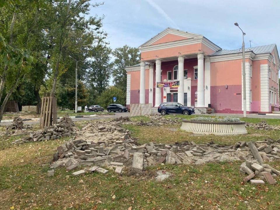 Обновление сквера у ДК «Саввино» вышло на новый этап